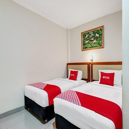 Oyo 90408 Hotel Horton Cirebon Eksteriør bilde