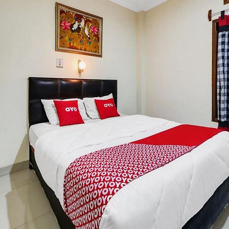 Oyo 90408 Hotel Horton Cirebon Eksteriør bilde