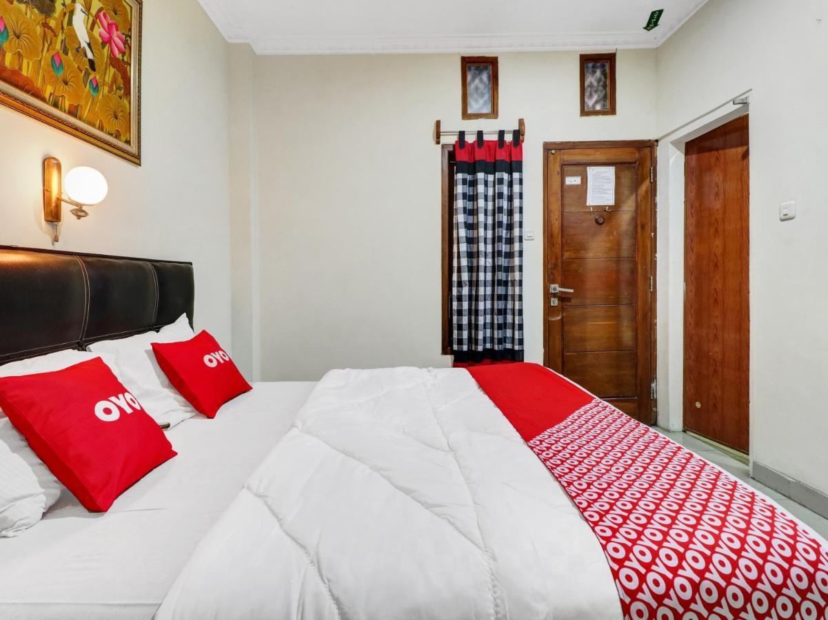 Oyo 90408 Hotel Horton Cirebon Eksteriør bilde